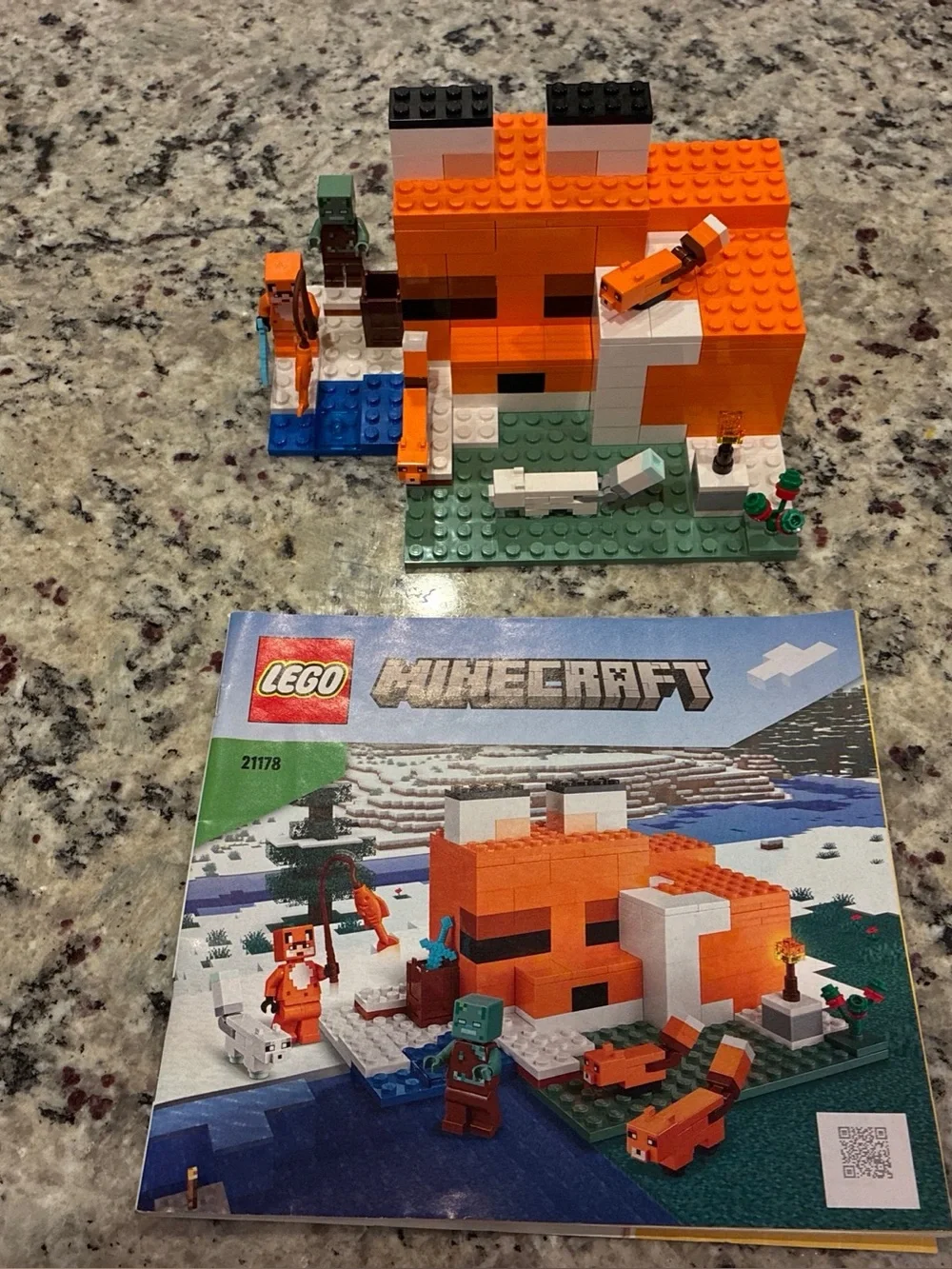 Lego #21178 The Fox Lodge Retired set no box 100% complete